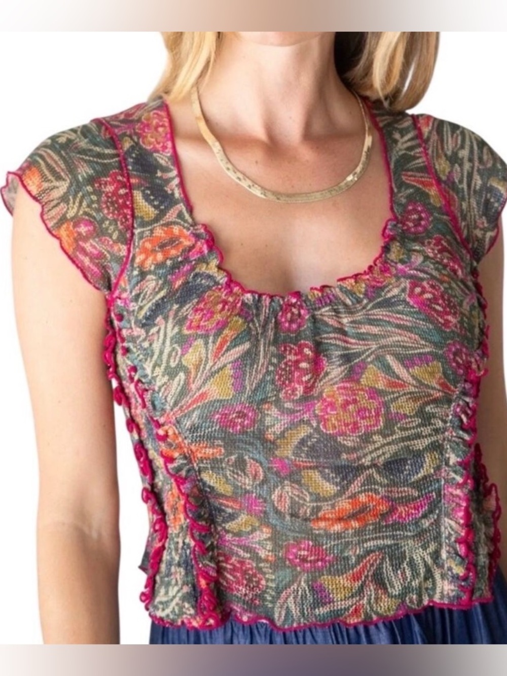 Natural Life Brianna Floral Ruffle Trim Crop Top size large